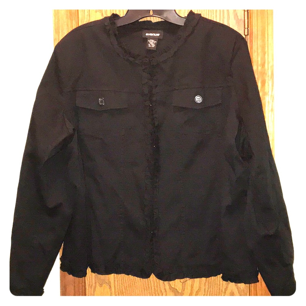 Women’s plus size ruffles denim jacket
